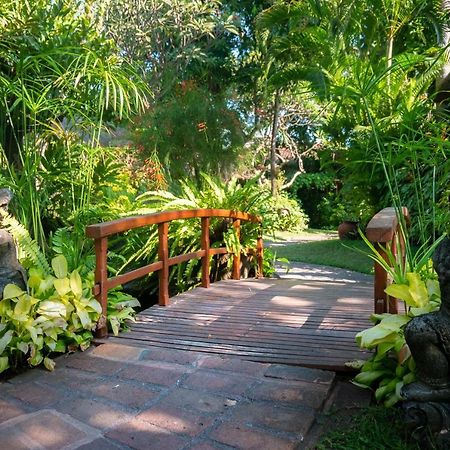 Poppies Bali Hotel Кута Екстериор снимка